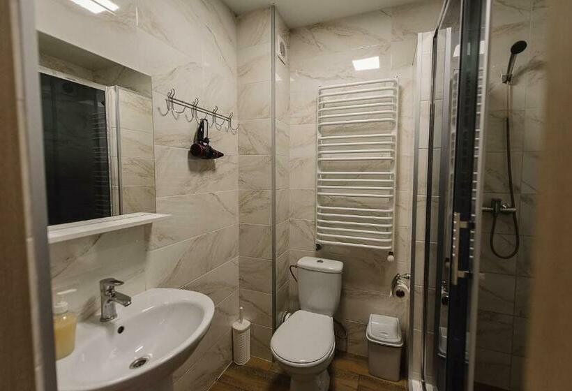 اتاق لوکس سه تخته, Brooklyn 2