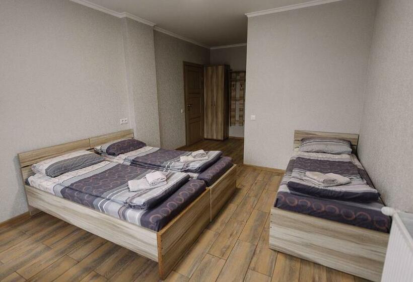 اتاق لوکس سه تخته, Brooklyn 2