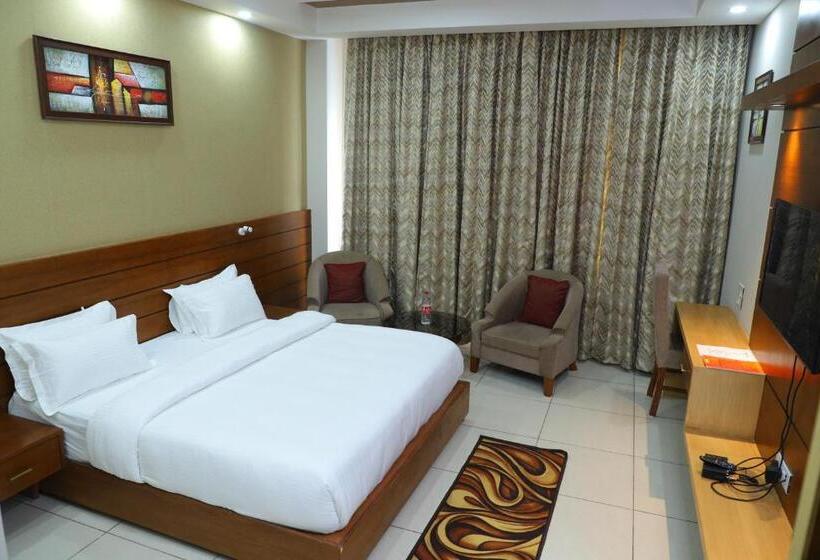 デラックスルーム, Royal Hillton