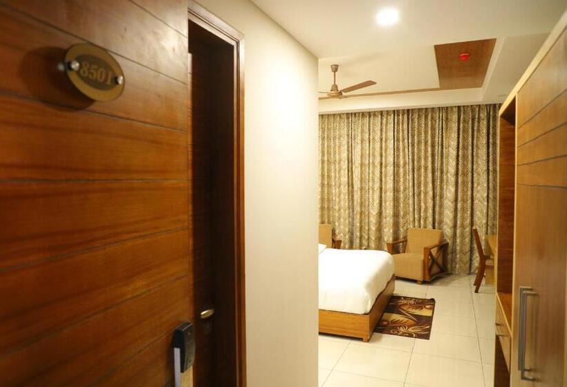 デラックスルーム, Royal Hillton