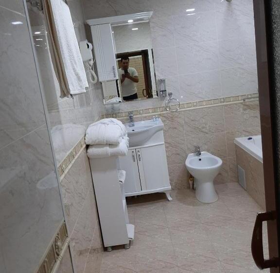 スタンダードトリプルルーム, Muso To Ra