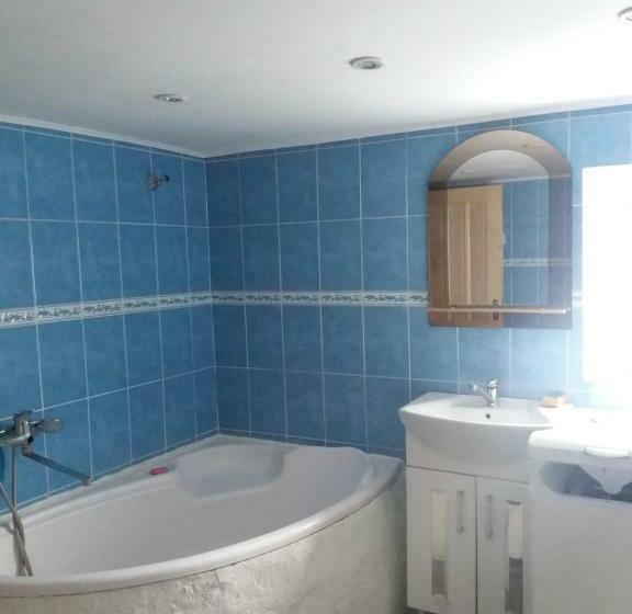 اتاق لوکس سه تخته, колорит