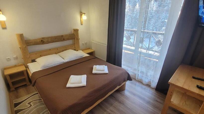 Standard Room with Terrace, готель River Hill