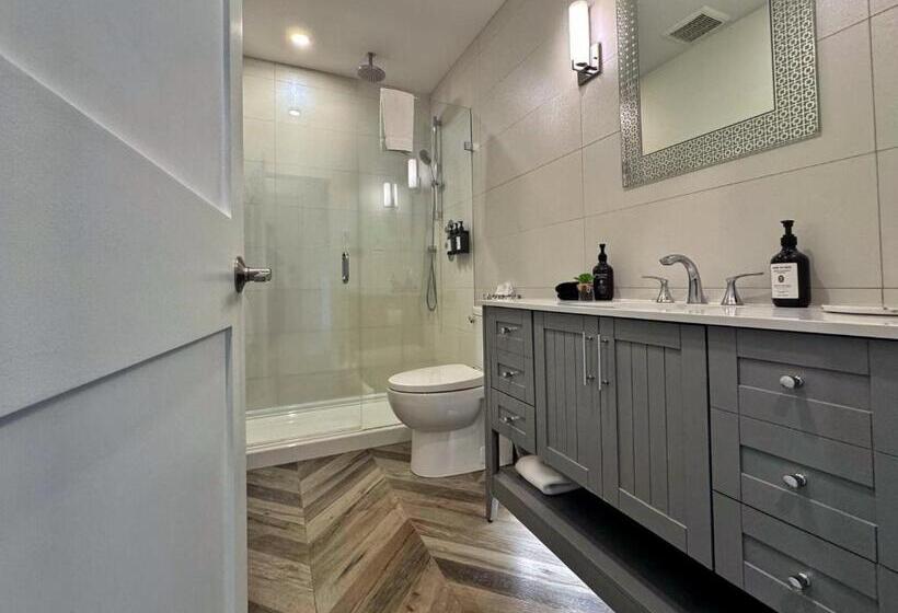 景色の見えるスタンダード４人部屋, Artisan Suites On Bowen