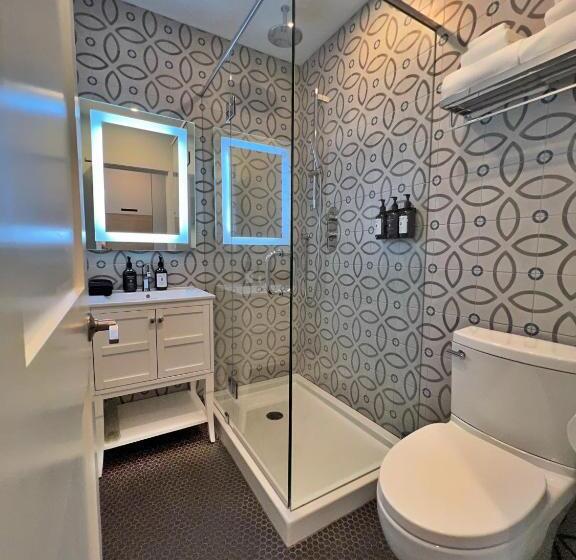 デラックスルーム, Artisan Suites On Bowen