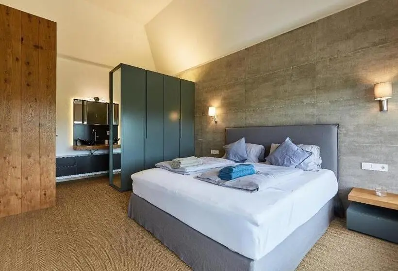 デラックススイート, Chalets Franciska Major, Pro Village