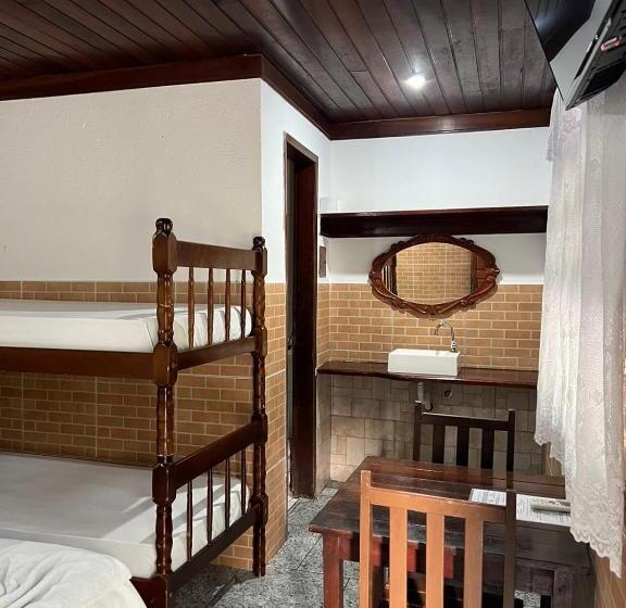 4인용 스탠다드 룸, Pesque Pague Pousada Do Carlinho