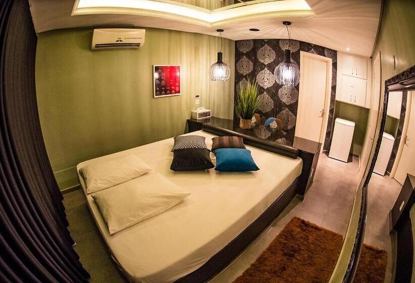 디럭스 스위트, Motel Paradiso   Tapera