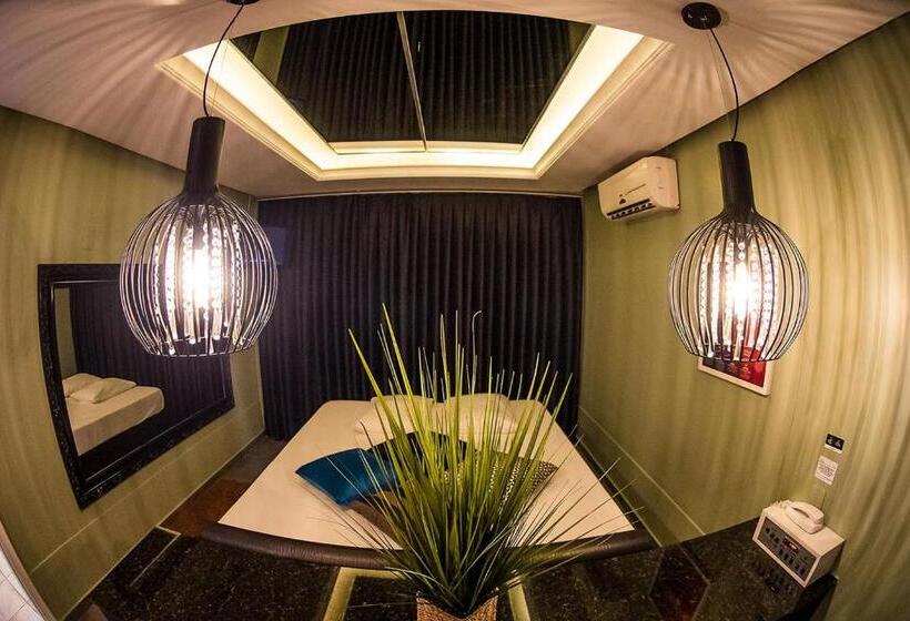 디럭스 스위트, Motel Paradiso   Tapera