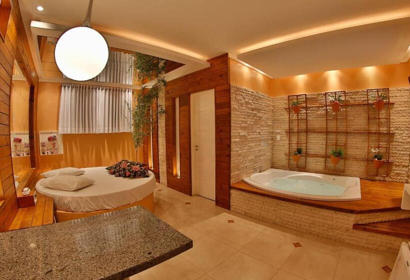 이그제큐티브 스위트, Motel Paradiso   Tapera