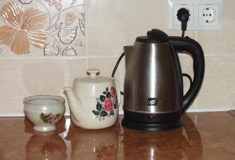 غرفة قياسية ثلاثية, Hercules