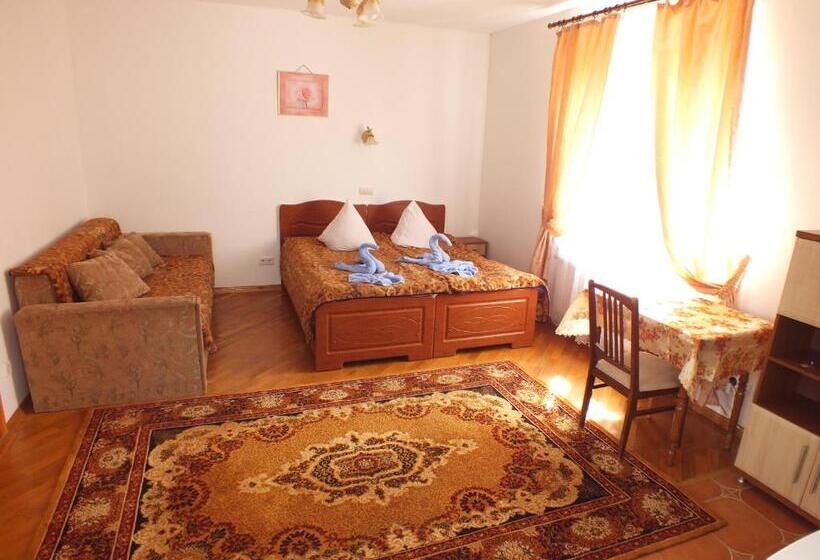 غرفة قياسية رباعية, Hercules