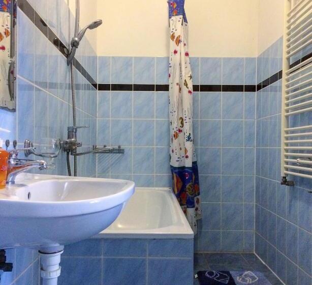 إستديو عائلى, Hercules