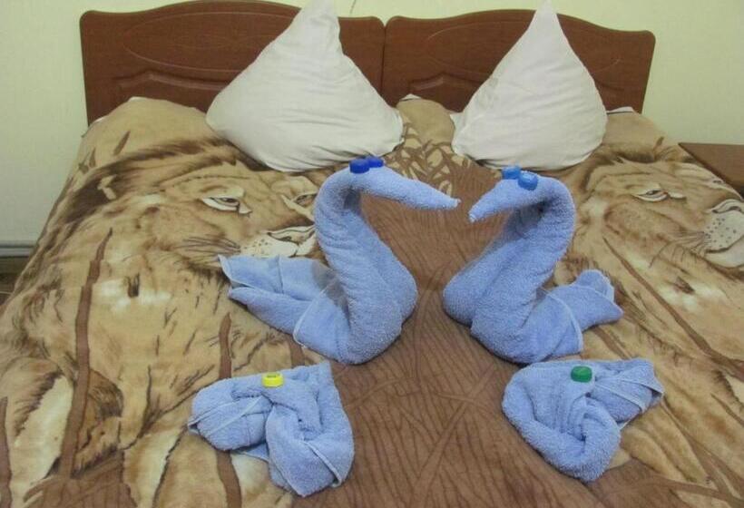 إستديو عائلى, Hercules