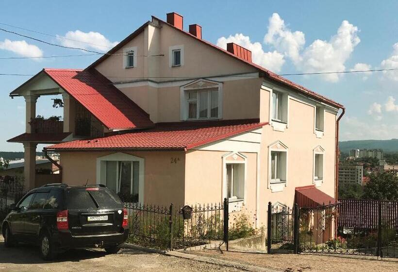 غرفة عائلية, Hercules