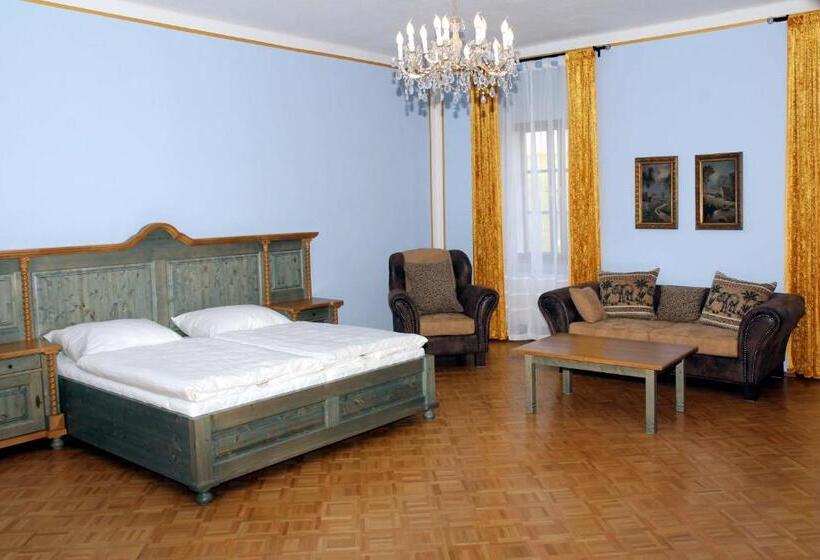 带大床的套房, Zámek Libouň