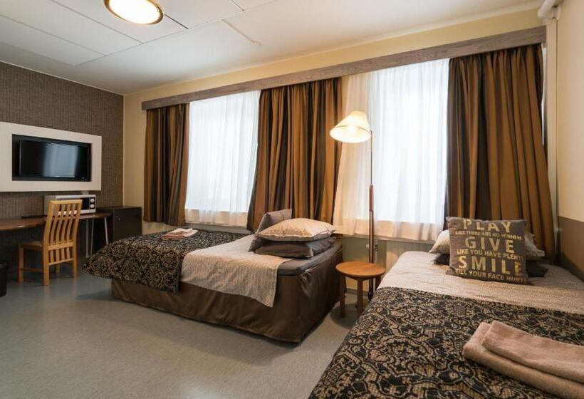 اتاق استاندارد با سرویس بهداشتی مشترک, Gasthaus Patruuna