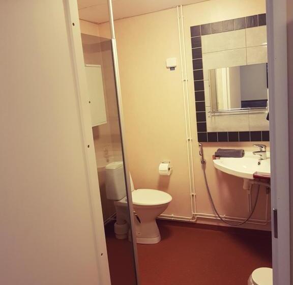 اتاق استاندارد, Gasthaus Patruuna