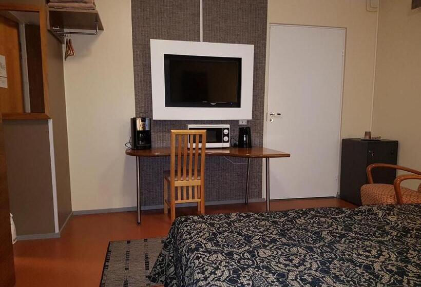 اتاق استاندارد, Gasthaus Patruuna