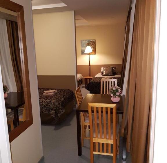 اتاق کلاسیک سه تخته, Gasthaus Patruuna