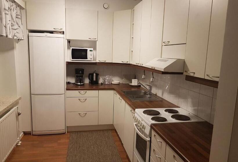 آپارتمان 3 خوابه, Gasthaus Patruuna