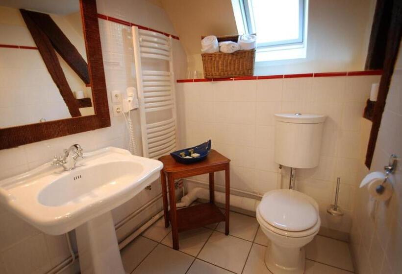 Номер Superior, Logis Cote Loire   Auberge Ligerienne