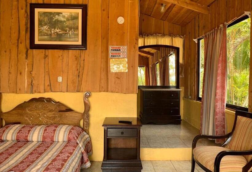 غرفة عائلية, Palenque Tarrazu