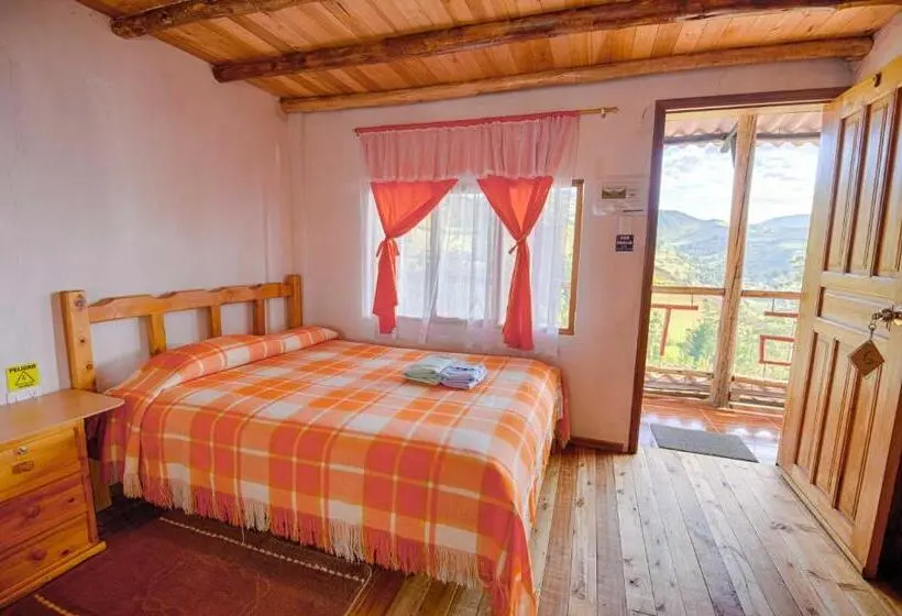 スーペリアファミリールーム, Hostal Taita Cristobal