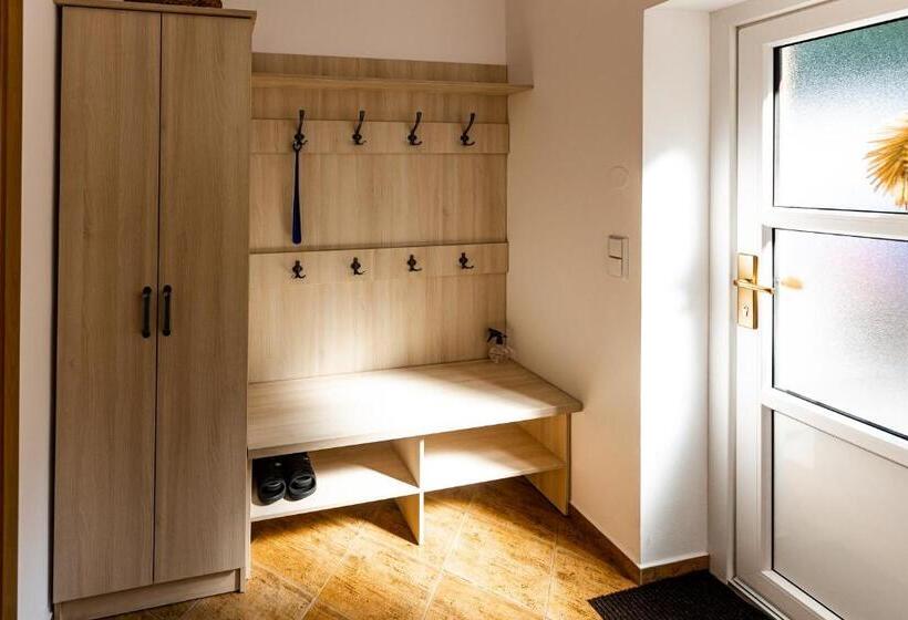 패밀리 스위트, Penzion Na Fojtství