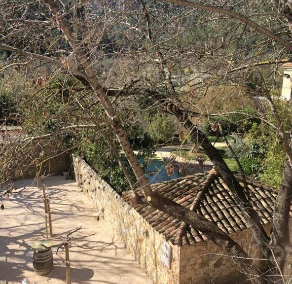 Номер Стандарт Вид на Сад, Auberge De Pachoquin