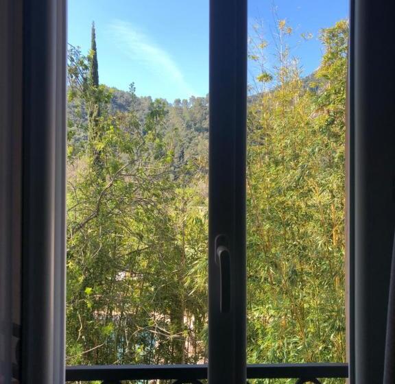 Номер Стандарт Вид на Горы, Auberge De Pachoquin