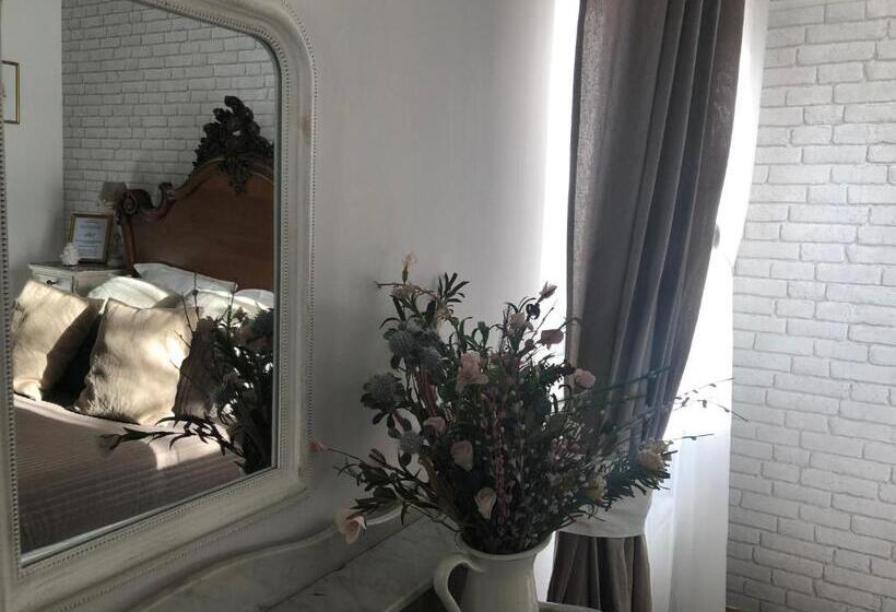 Номер Стандарт Вид на Горы, Auberge De Pachoquin