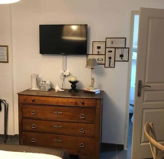 Номер Стандарт Вид на Горы, Auberge De Pachoquin