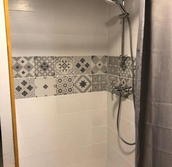 Номер Стандарт, Auberge De Pachoquin