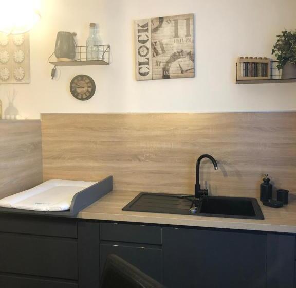 Семейный Номер, Auberge De Pachoquin