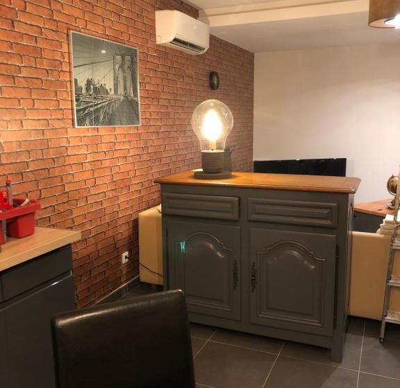 Семейный Номер, Auberge De Pachoquin