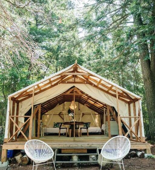 Négyágyas Standard Szoba, Northridge Inn & Resort