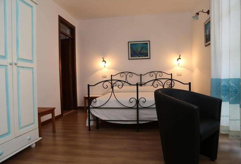 اتاق استاندارد با بالکن, B&b Tre