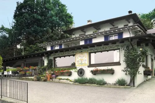 バルコニー付きスタンダードルーム, Osteria Delle 3v