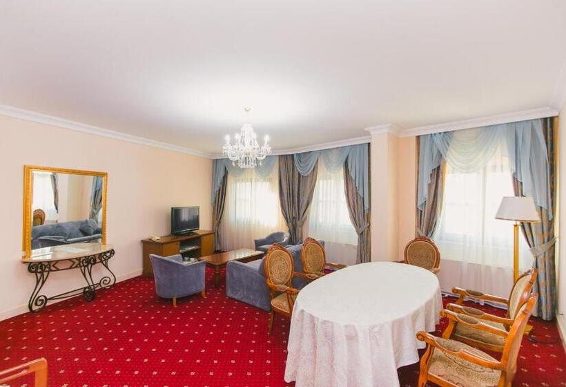 سوییت, акку