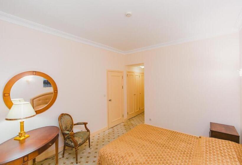 سوییت جونیور, акку