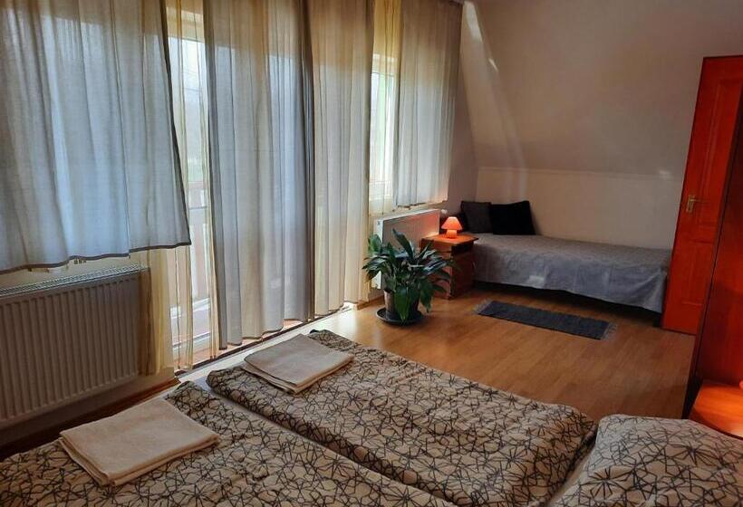 １ベッドルームアパートメント, Megálló Wellness Panzió