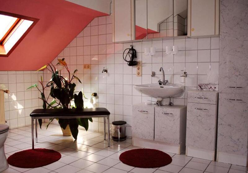 침실 2개 아파트, Moselhotel Ludwigs