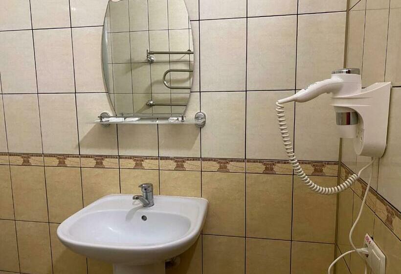 آپارتمان 1 خوابه, Avtoport Restorant Hotel Complex