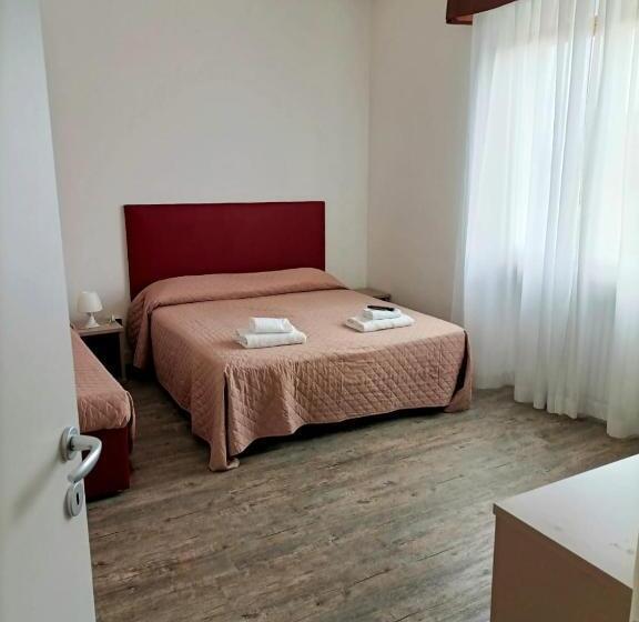 スタンダードトリプルルーム, Affitta Camere Elena