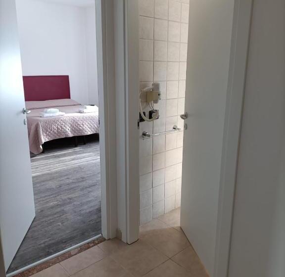 スタンダードトリプルルーム, Affitta Camere Elena