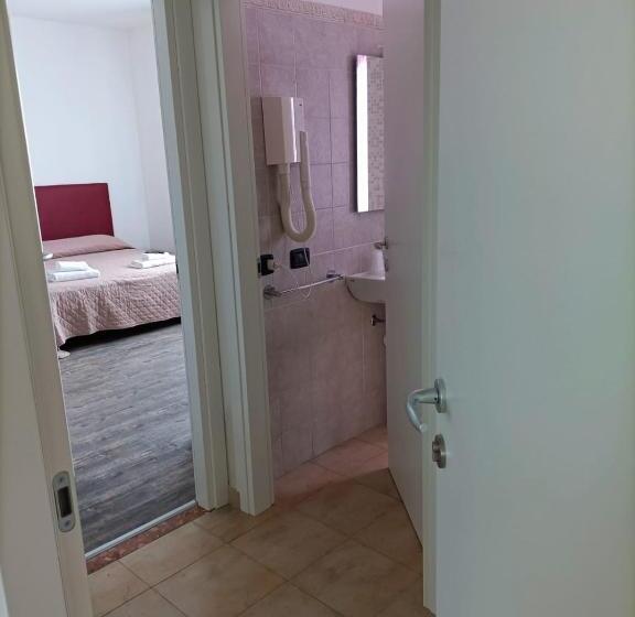 スタンダードトリプルルーム, Affitta Camere Elena