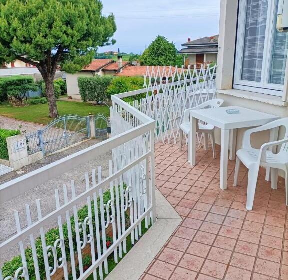 スタンダード5人部屋, Affitta Camere Elena