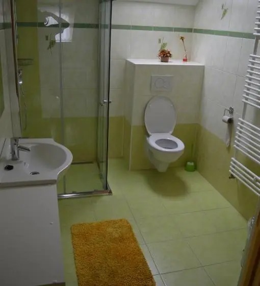 スタンダード4人部屋, Guest House Haklův Mlýn