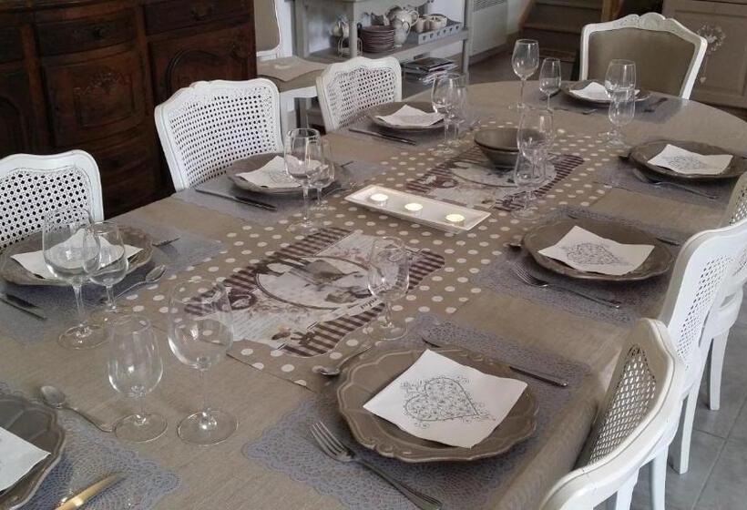 Номер Superior, Le Presbytère De Sévigny